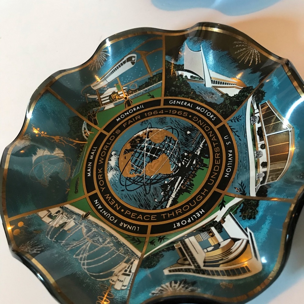 Vintage unique stylish plates NY Canada bundle - Picture 4 of 5